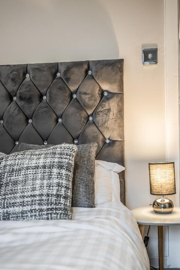 Private Ground Floor Main Door Entrance - Spacious 2 Bedroom - The Shore, Leith Appartement Édimbourg