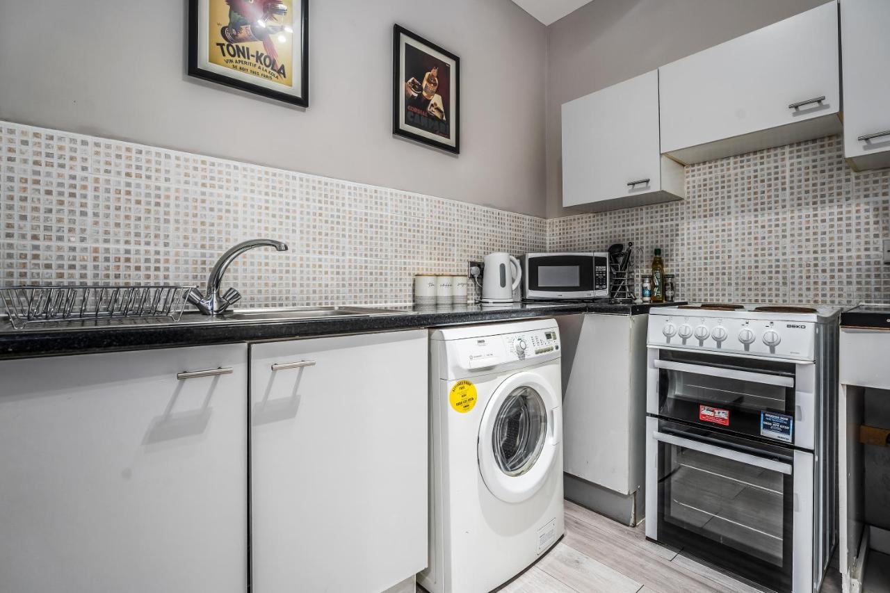 Appartement Private Ground Floor Main Door Entrance - Spacious 2 Bedroom - The Shore, Leith